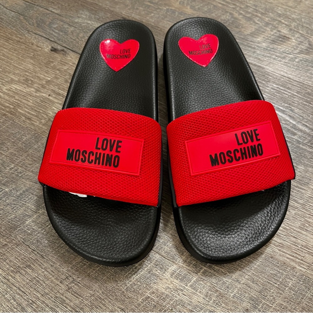 Love Moschino | NWT Women’s Black & Red Mesh Pool Slides USA Size: 5 - Picture 1 of 6